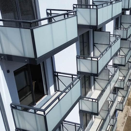 Balco erhält Großauftrag für AluTwo Balkonsysteme im Greenpark Berlin Projekt. AluTwo-Balkone